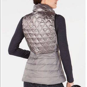 Calvin Klein Quilted Down Vest NWOT Medium